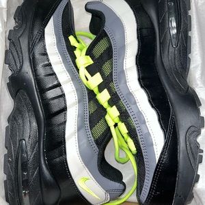 Air max 95 (6.5Y)